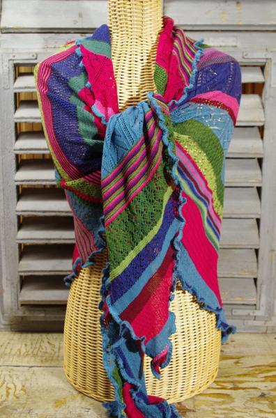 Dreiecktuch Kyra fantasy von invero merino